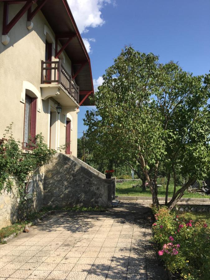 La Motte-en-Beauges Chambres D'Hotes Des Bauges Route 26 57 מראה חיצוני תמונה